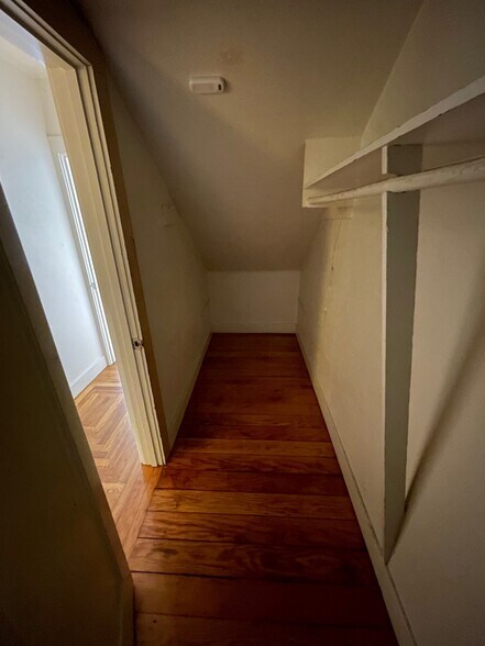 Building Photo - 1105 Del Norte St