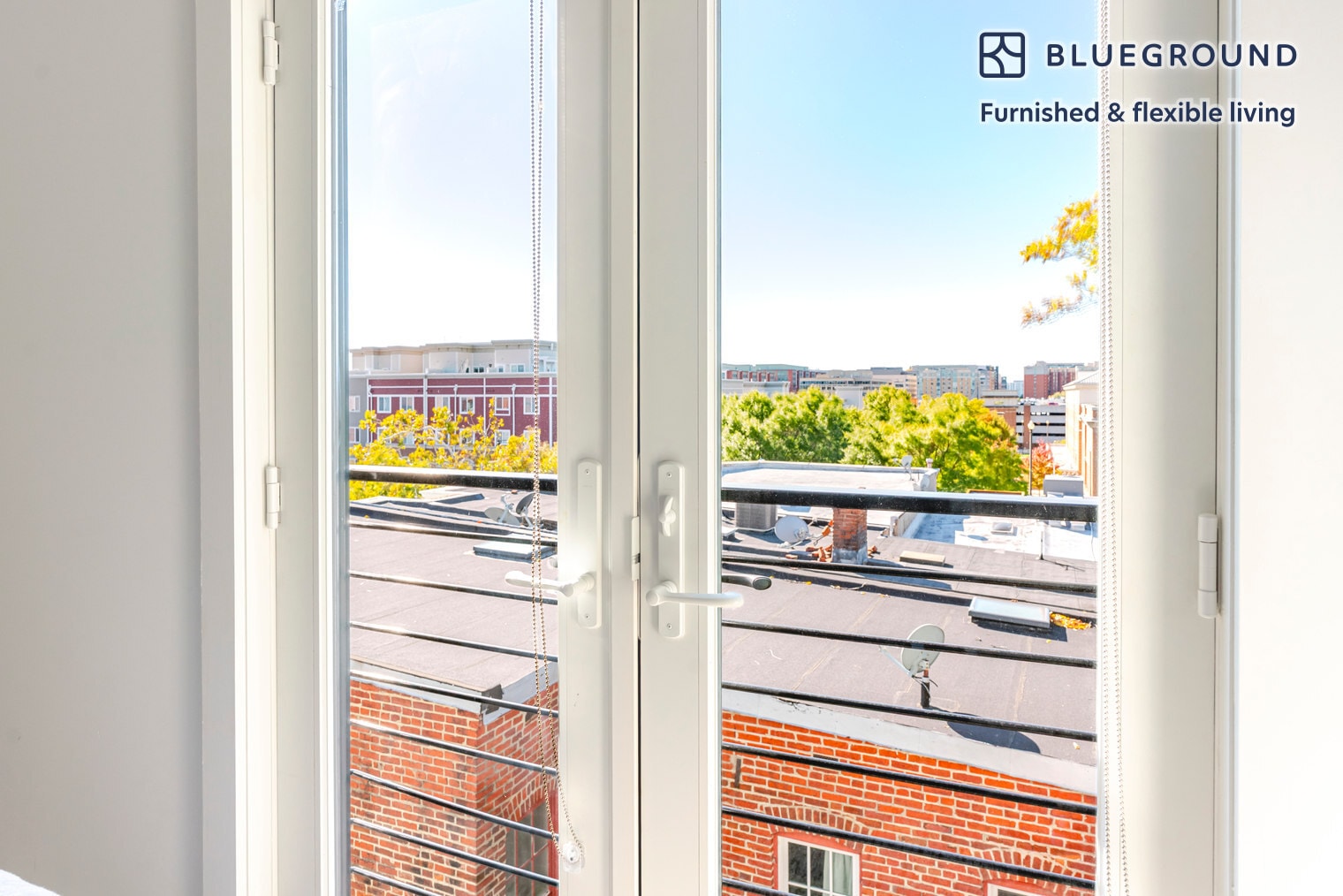 Building Photo - 716 L St SE