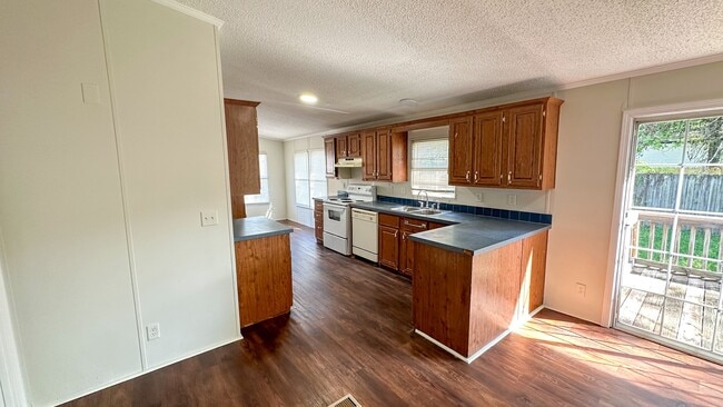 Building Photo - 16487 Brittany Way