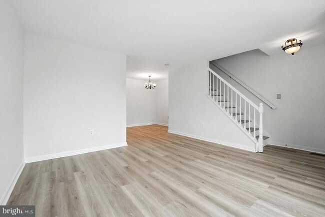 Building Photo - 6808 Cottingham Ln