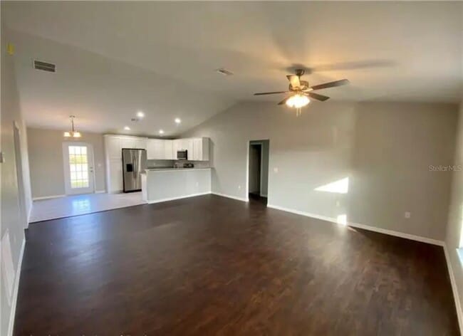 Building Photo - 5547 Ponce De Leon Blvd