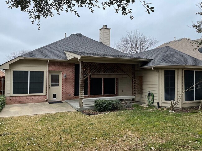 Building Photo - Keller ISD, 3/2/2 in established neighborhood