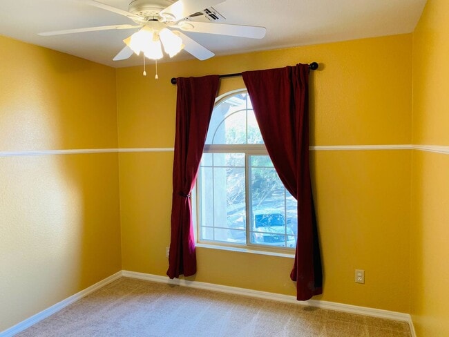 Building Photo - Beautiful Home In Rancho Sahuarita Located...