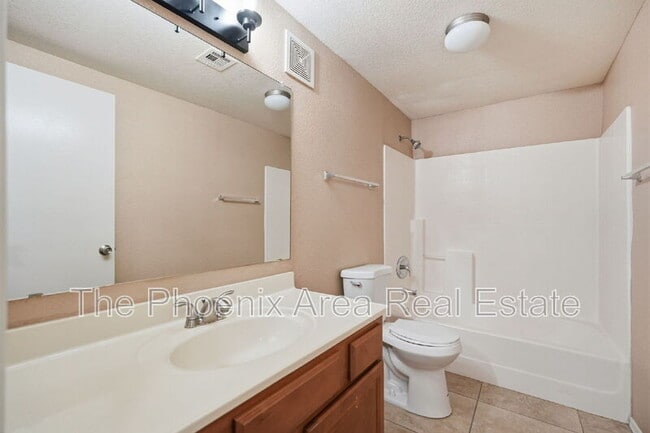 Building Photo - 3434 E Baseline Rd