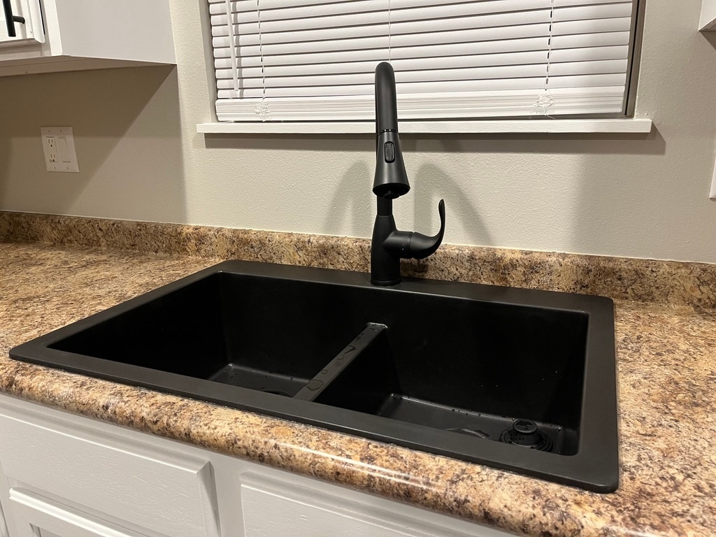 Kitchen - 1141 Cornerstone Ln