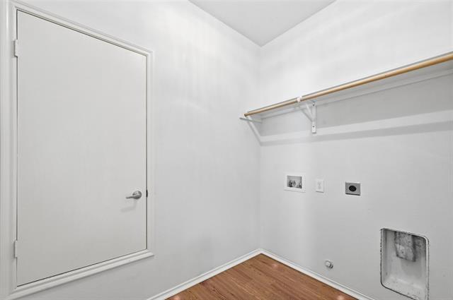 Building Photo - 113 Creekview Dr