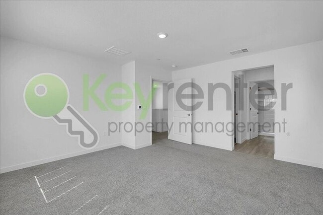 Building Photo - 2129 Shady Tree Cir