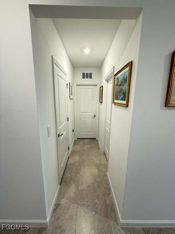 Building Photo - 1032 Caloosa Breeze Dr