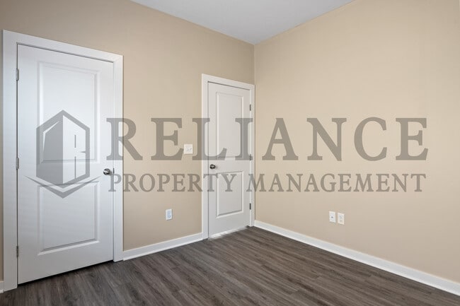 Building Photo - 3225 N Cedar Downs Ln