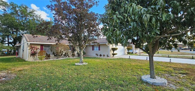 Building Photo - 10123 Fairtree Ln