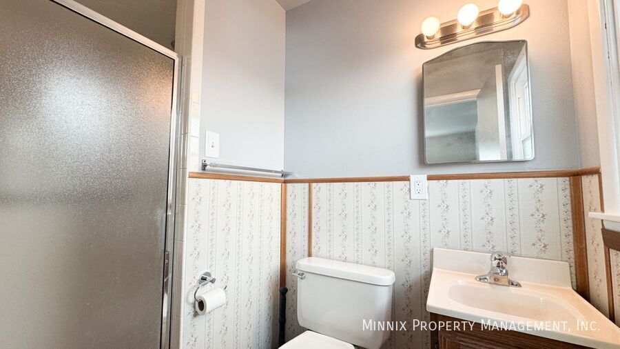 Building Photo - 2806 60th St