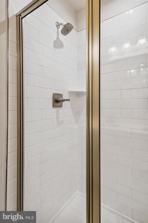 Building Photo - 4328 Ellipse Ter