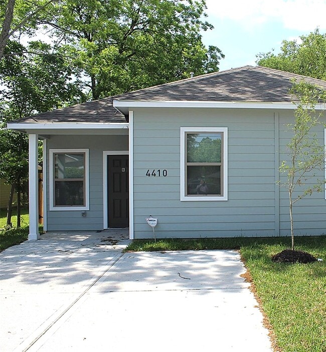 Primary Photo - 4410 Larkspur St