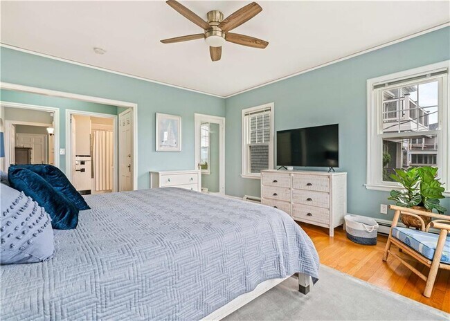 Building Photo - 112 Esplanade