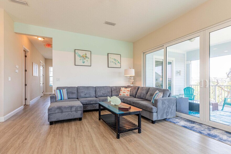 Primary Photo - 36 Moody Dr