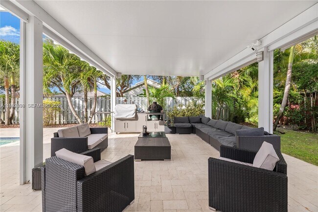 Building Photo - 3461 SE 1st St