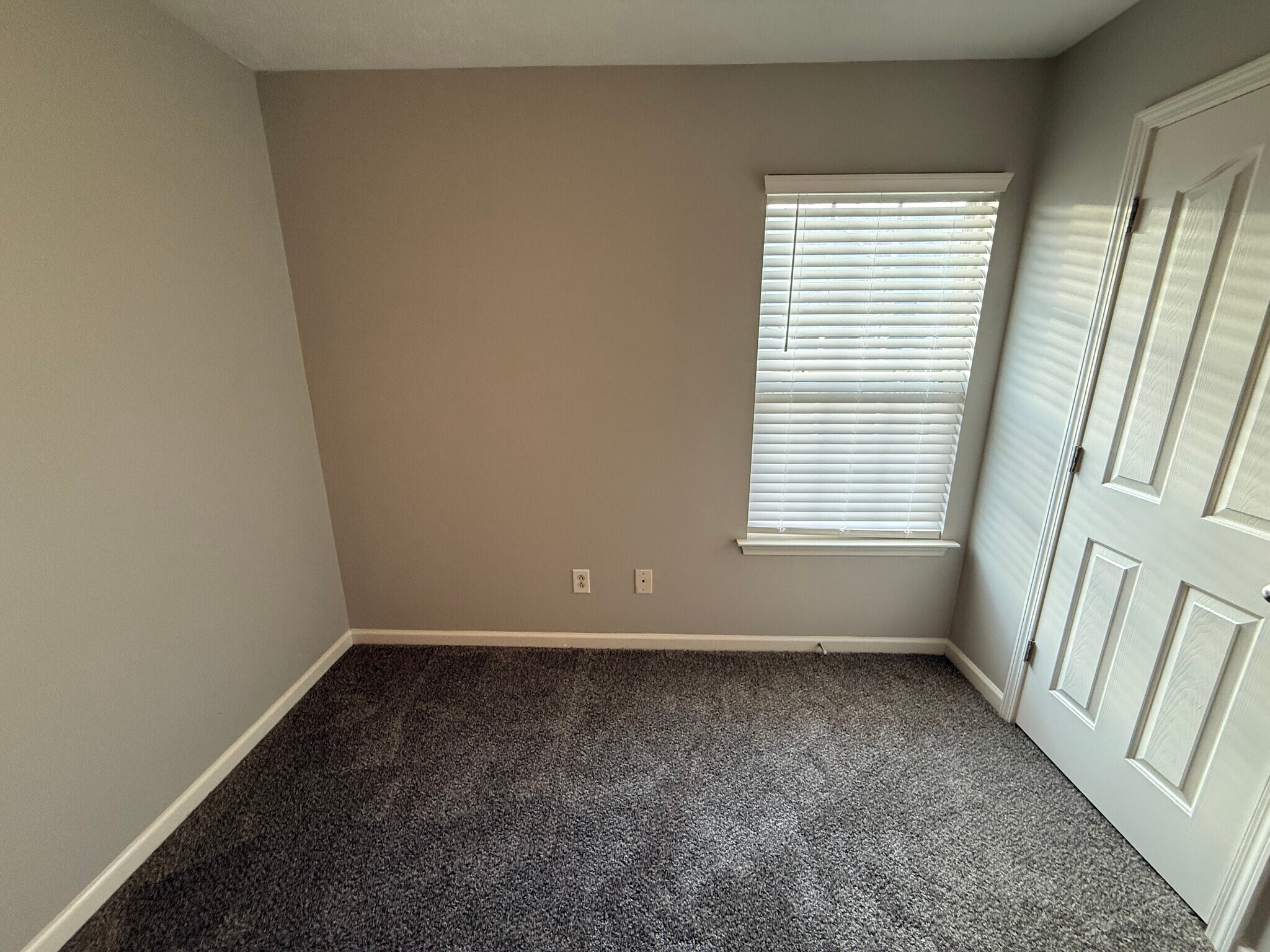 Building Photo - 4026 Cody Dr