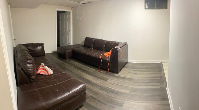 Building Photo - 6 13th St