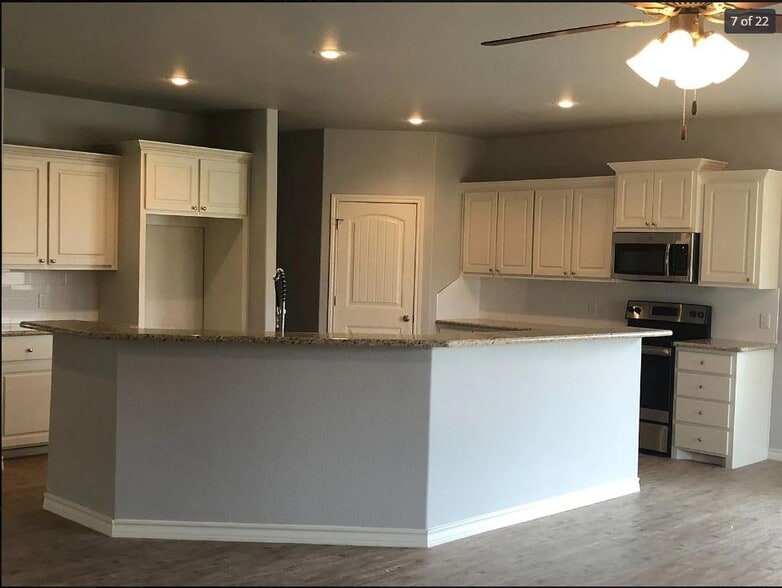 kitchen - 5203 Marshall St