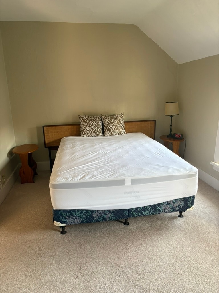 Queen-size bed, new mattress - 1318 State St