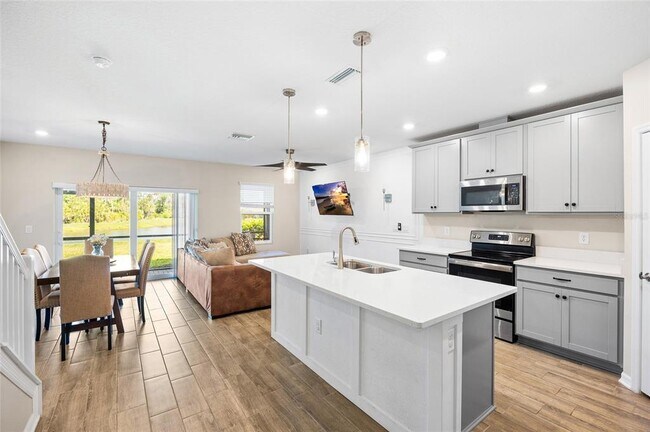 Building Photo - 5504 Tripoli Dr