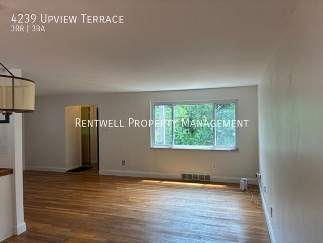 Building Photo - 4239 Upview Ter