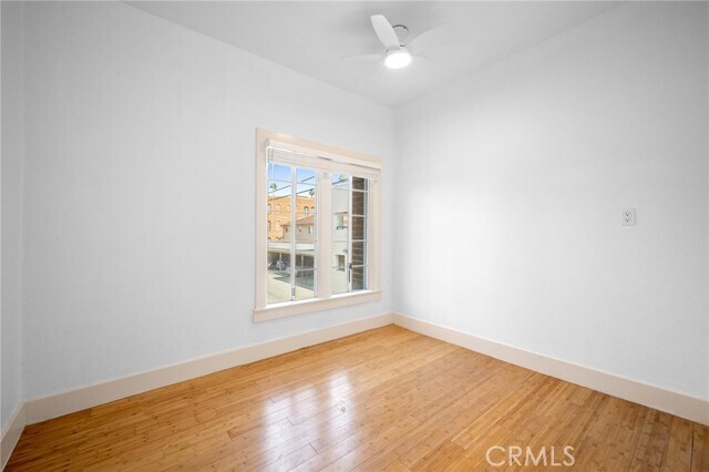 Building Photo - 228 S Kenwood St