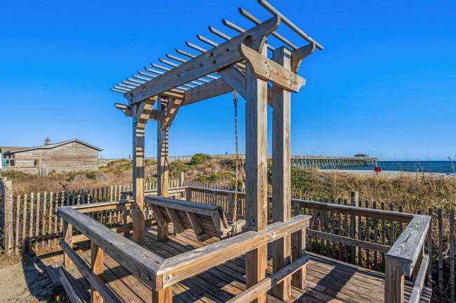 Building Photo - 212 Double Eagle Dr