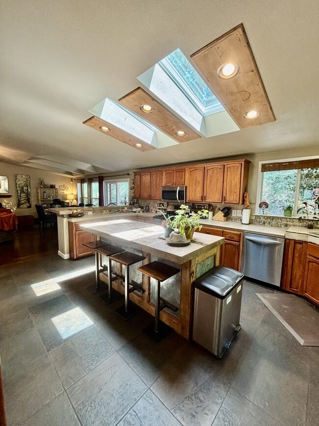 Building Photo - 12396 Mystic Mine Ct