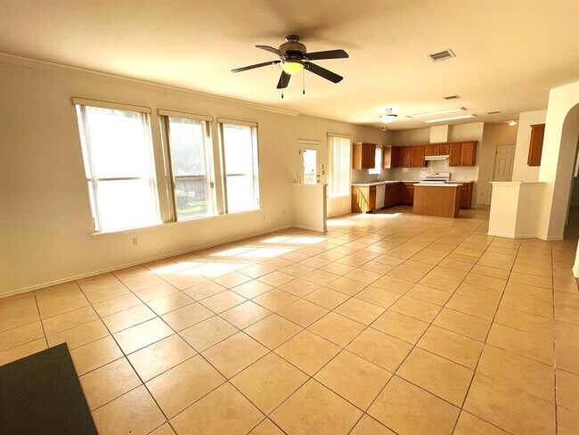 Building Photo - 15515 Cadoz Dr