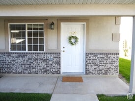 Building Photo - 1629 Talon Dr