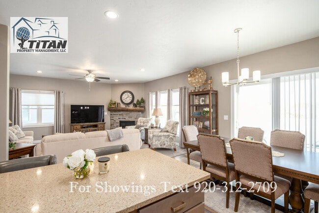 Building Photo - 1012 Faith Ct