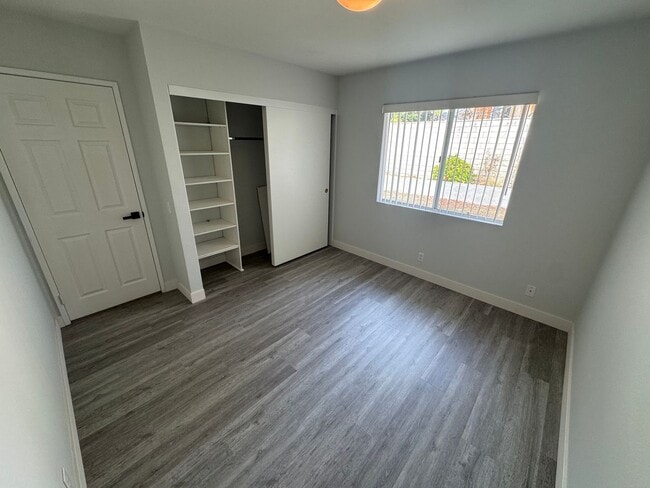 Building Photo - Welcome to Your New Home: Stunning Apartments in Monrovia