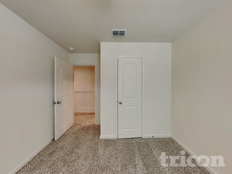 Building Photo - 201 Switchback Hl Rd