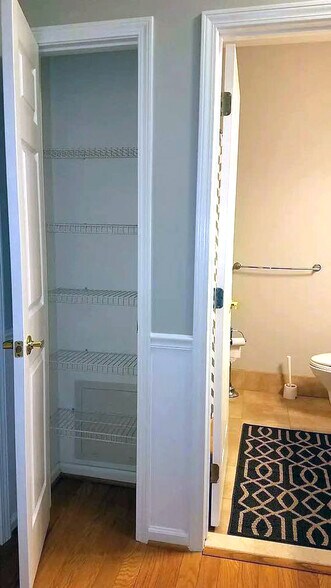 hallway-linen-closet - 305 Dresher Woods Dr