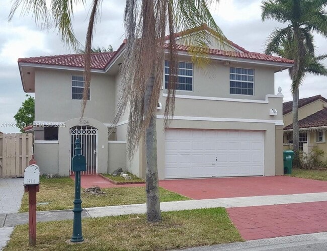 Building Photo - 6124 SW 149th Ave