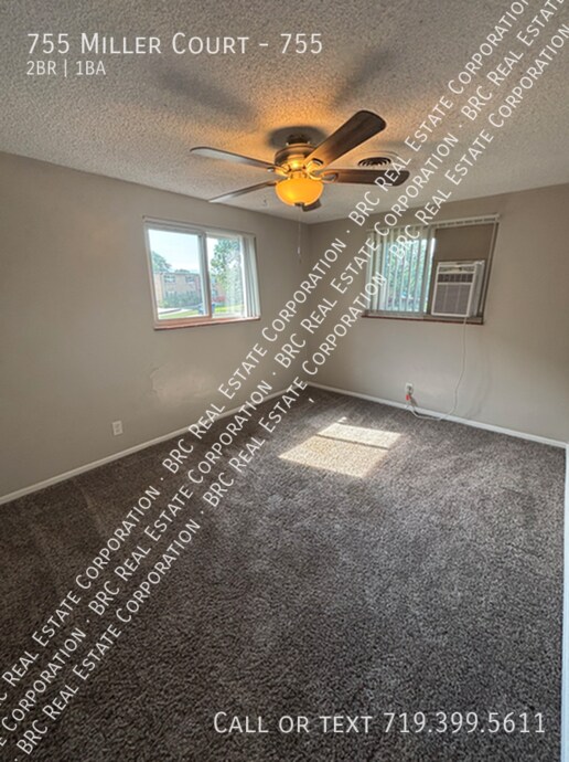 Building Photo - 755 Miller Ct