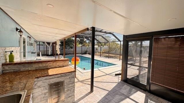 Building Photo - 6980 Scott St