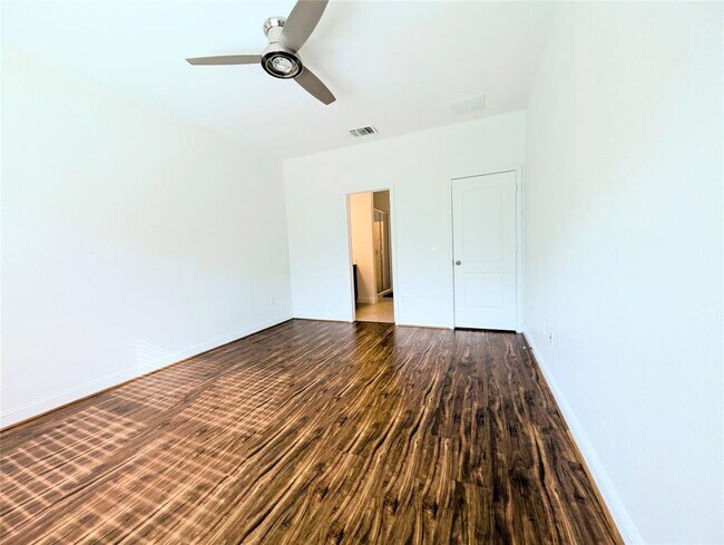 Building Photo - 3508 Wickham Ln