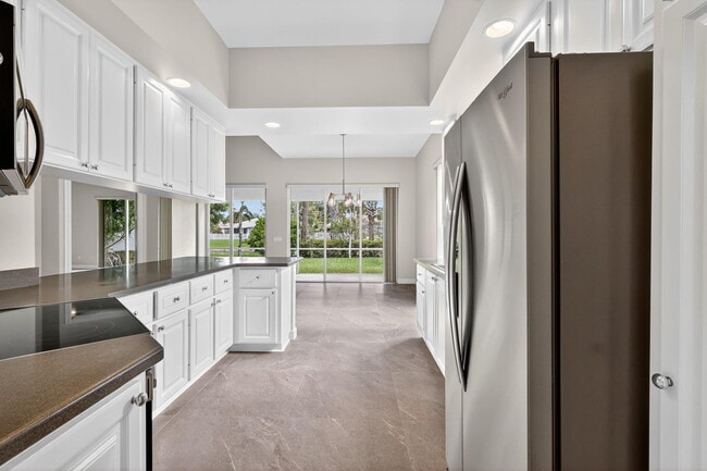 Building Photo - 8257 Rosalie Ln