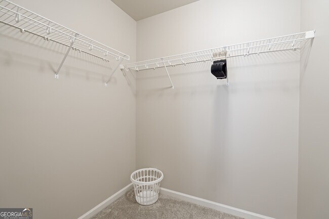 Building Photo - 2029 Pinnacle Walk