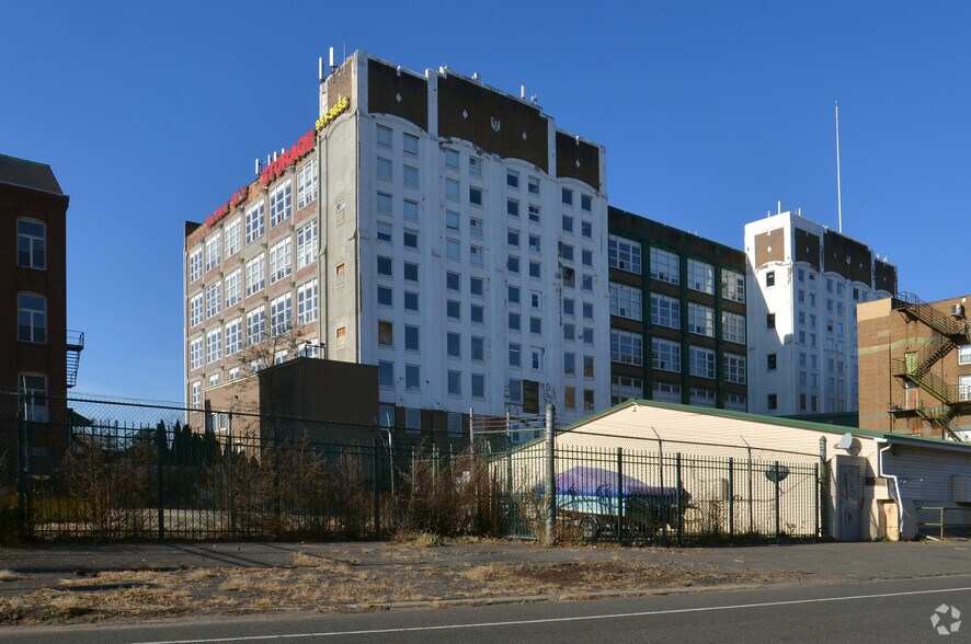 The Lofts on Park 1429 Park St Hartford CT 06106 Apartment Finder