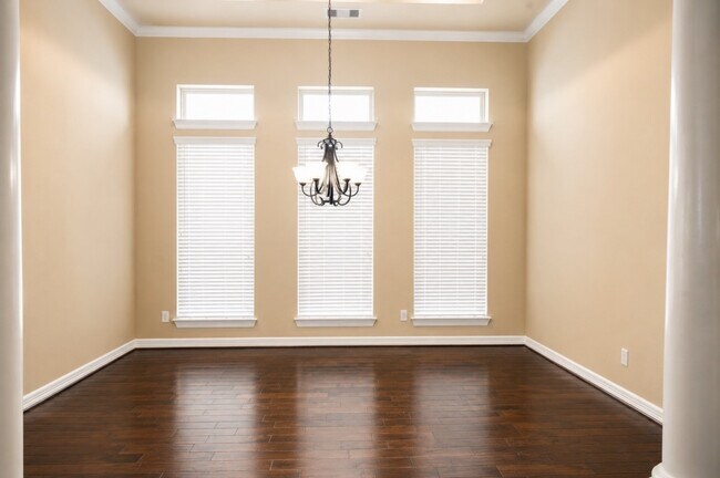 Building Photo - 28426 Tanner Crossing Ln