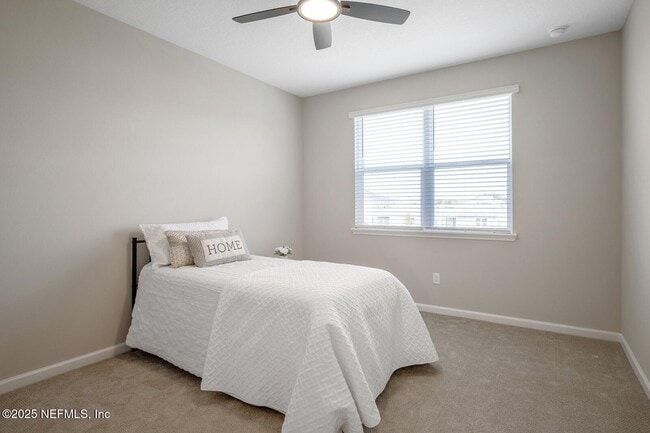 Building Photo - 698 Cherry Elm Dr