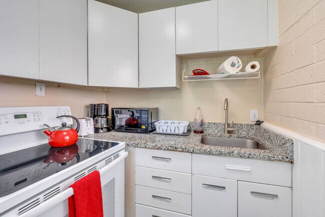 Building Photo - 115 S Street-SI FL1-ID1513963P