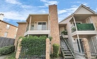 Building Photo - 3770 Lovers Wood Ln