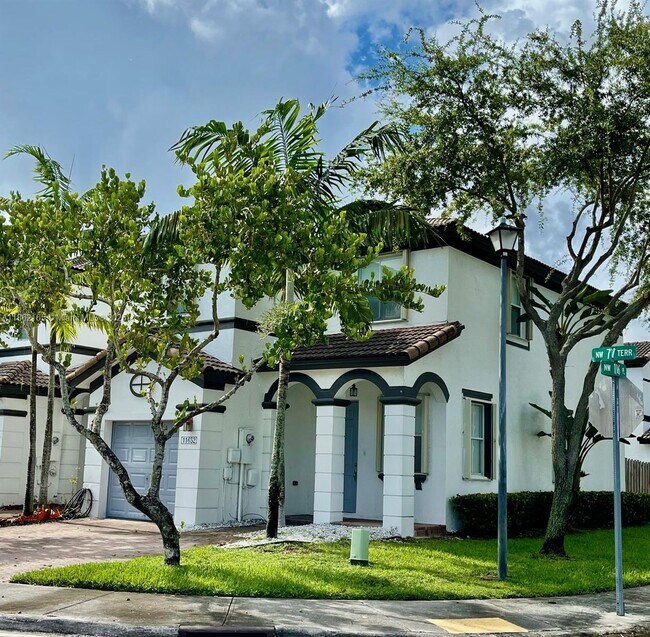 Building Photo - 11652 NW 77th Terrace