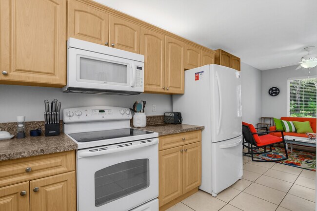 Building Photo - 1330 Yesica Ann Cir