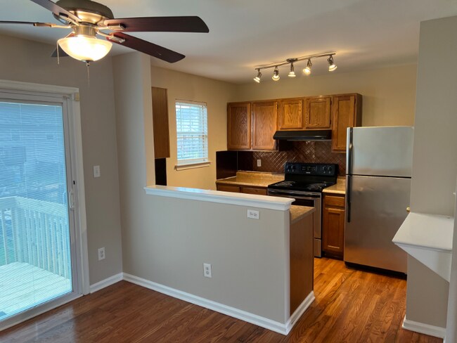 Building Photo - 408 Naughty Ln