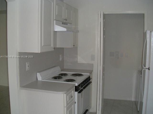 Building Photo - 6630 NW 114th Ave